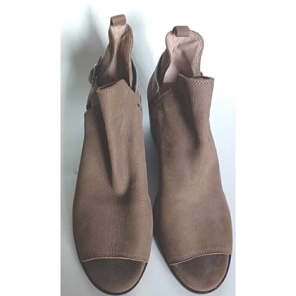 Lucky Brand Boots Size 7.5 Brown Peep Toe Booties Soft Suede Leather Side Buckle